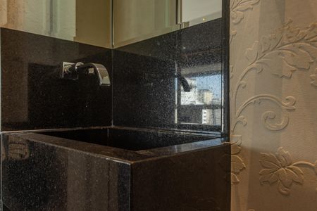 Apartamento à venda com 120m², 2 quartos e 3 vagasBanheiro Social