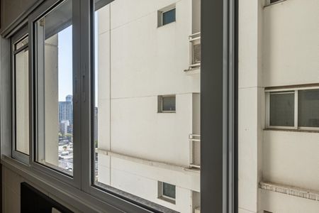 Apartamento à venda com 120m², 2 quartos e 3 vagasÁrea de Serviço