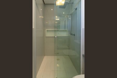 Apartamento à venda com 120m², 2 quartos e 3 vagasBanheiro da Suíte 2