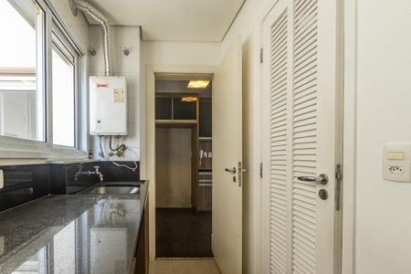 Apartamento à venda com 120m², 2 quartos e 3 vagasÁrea de Serviço
