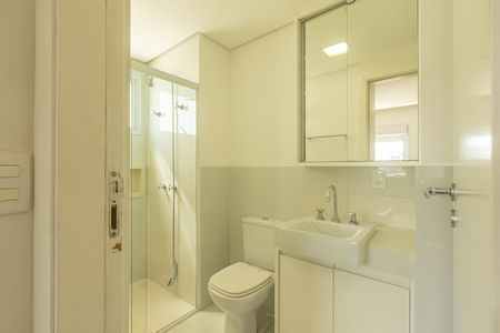 Apartamento à venda com 120m², 2 quartos e 3 vagasBanheiro da Suíte 1