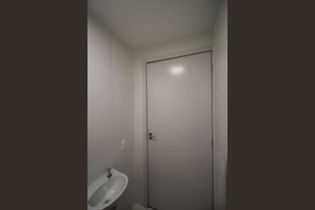 Apartamento para alugar com 36m², 2 quartos e sem vaga Apartamento para alugar com 36m², 2 quartos e sem vagaBanheiro