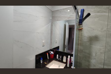 Apartamento à venda com 63m², 2 quartos e 1 vaga Apartamento à venda com 63m², 2 quartos e 1 vagaBanheiro