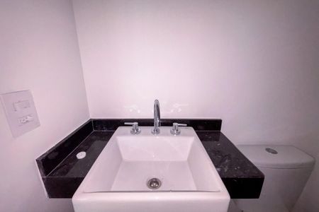 Banheiro de apartamento à venda com 1 quarto, 20m² em Cerqueira César, São Paulo