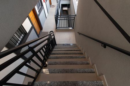 Apartamento à venda com 40m², 2 quartos e sem vagaEscada