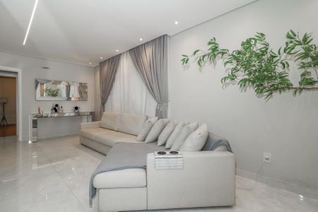 Apartamento à venda com 125m², 2 quartos e 1 vagaSala
