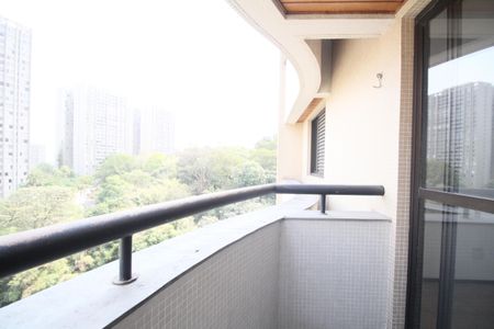 Varanda  de apartamento à venda com 1 quarto, 42m² em Vila Suzana, São Paulo