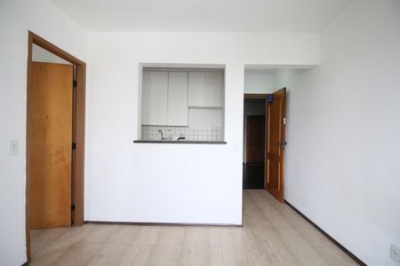 Sala de apartamento à venda com 1 quarto, 42m² em Vila Suzana, São Paulo