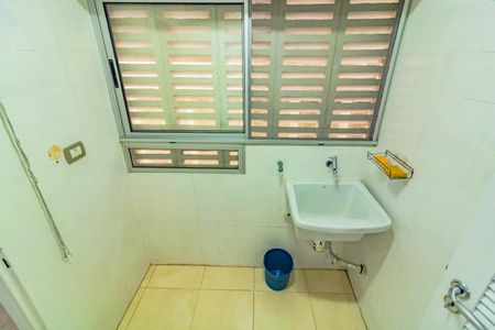 Apartamento à venda com 84m², 3 quartos e 1 vaga Apartamento à venda com 84m², 3 quartos e 1 vagaÁrea de Serviço