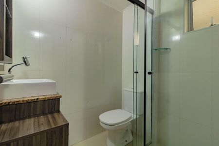 Apartamento à venda com 84m², 3 quartos e 1 vaga Apartamento à venda com 84m², 3 quartos e 1 vagaBanheiro da Suíte