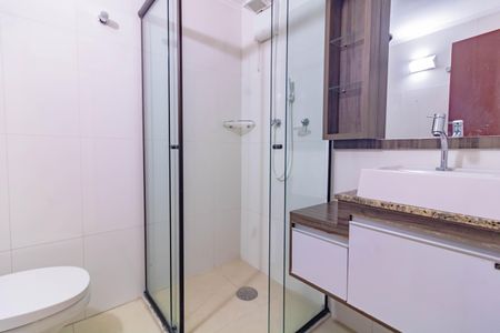 Apartamento à venda com 84m², 3 quartos e 1 vaga Apartamento à venda com 84m², 3 quartos e 1 vagaBanheiro Social