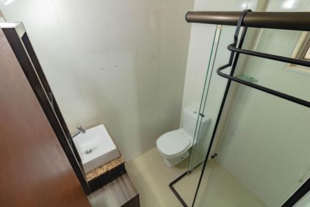 Apartamento à venda com 84m², 3 quartos e 1 vaga Apartamento à venda com 84m², 3 quartos e 1 vagaBanheiro da Suíte