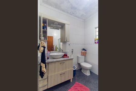 Casa à venda com 250m², 4 quartos e 1 vaga Casa à venda com 250m², 4 quartos e 1 vagaCasa 2 - Banheiro