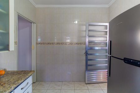 Casa à venda com 250m², 4 quartos e 1 vaga Casa à venda com 250m², 4 quartos e 1 vagaCozinha