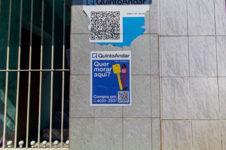 Casa à venda com 250m², 4 quartos e 1 vaga Casa à venda com 250m², 4 quartos e 1 vagaPlaca Instalada