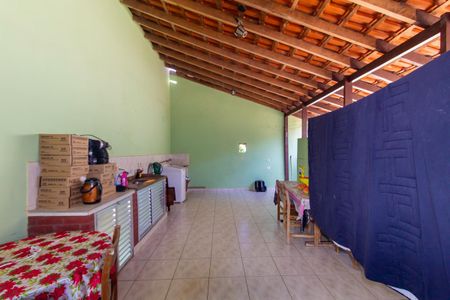 Casa à venda com 250m², 4 quartos e 1 vaga Casa à venda com 250m², 4 quartos e 1 vagaÁrea de Serviço