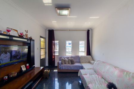 Casa à venda com 250m², 4 quartos e 1 vaga Casa à venda com 250m², 4 quartos e 1 vagaCasa 2 - Sala