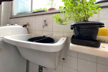 Apartamento à venda com 110m², 3 quartos e 1 vaga Apartamento à venda com 110m², 3 quartos e 1 vagaÁrea de Serviço