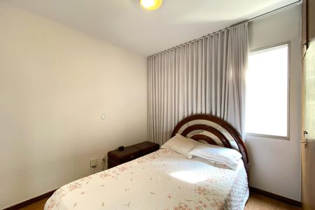Apartamento à venda com 110m², 3 quartos e 1 vaga Apartamento à venda com 110m², 3 quartos e 1 vagaQuarto 2