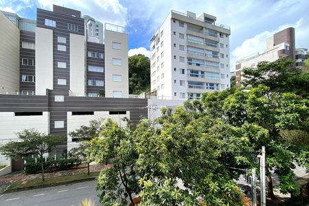 Apartamento à venda com 110m², 3 quartos e 1 vaga Apartamento à venda com 110m², 3 quartos e 1 vagaVista Suite 1