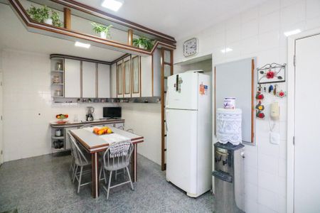 Cozinha de apartamento à venda com 3 quartos, 127m² em Santa Paula, São Caetano do Sul