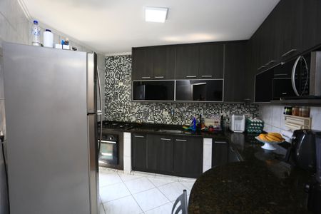 Apartamento à venda com 70m², 3 quartos e 1 vaga Apartamento à venda com 70m², 3 quartos e 1 vagaCozinha
