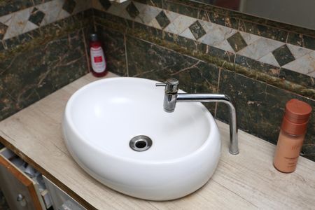 Apartamento à venda com 70m², 3 quartos e 1 vaga Apartamento à venda com 70m², 3 quartos e 1 vagaBanheiro