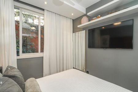 Quarto de apartamento à venda com 1 quarto, 76m² em Higienópolis, Porto Alegre