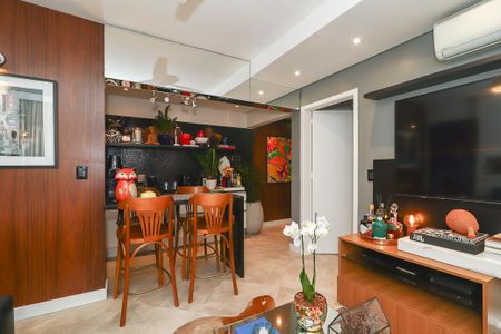 Sala de apartamento à venda com 1 quarto, 76m² em Higienópolis, Porto Alegre