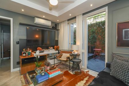 Sala de apartamento à venda com 1 quarto, 76m² em Higienópolis, Porto Alegre