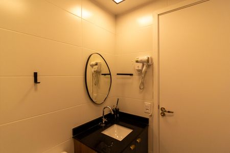 Studio à venda com 25m², 1 quarto e sem vaga Studio à venda com 25m², 1 quarto e sem vagaBanheiro