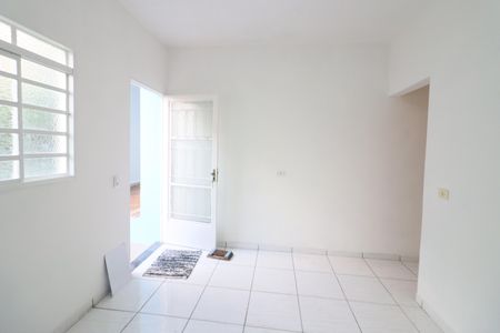 Sala de casa para alugar com 2 quartos, 47m² em Bussocaba, Osasco