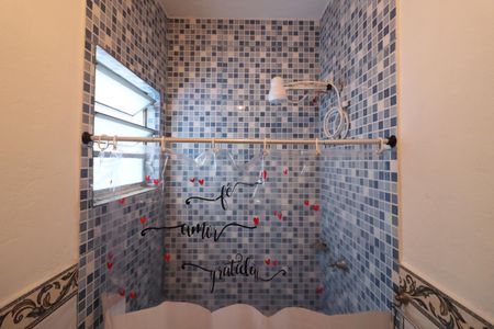 Casa para alugar com 47m², 2 quartos e sem vagaBanheiro da Suíte 