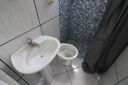 Casa para alugar com 47m², 2 quartos e sem vagaBanheiro 