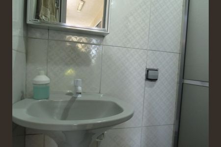 Casa à venda com 180m², 3 quartos e 2 vagasBanheiro Social