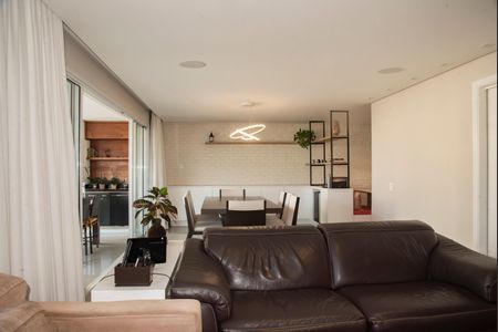 Apartamento à venda com 184m², 3 quartos e 3 vagasSala