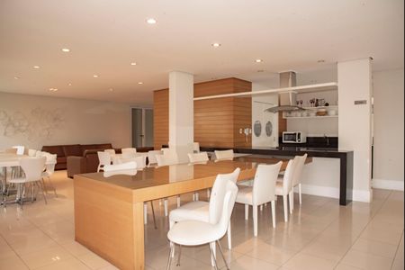 Apartamento à venda com 184m², 3 quartos e 3 vagasÁrea comum - Salão de festas