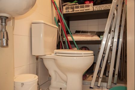 Apartamento à venda com 184m², 3 quartos e 3 vagasBanheiro de Serviço