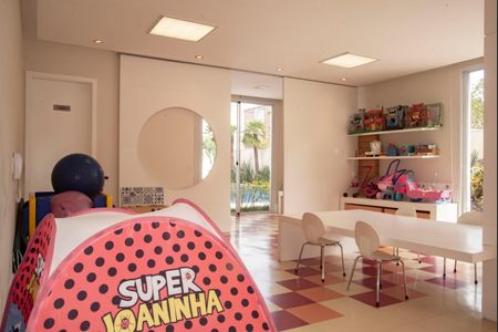 Apartamento à venda com 184m², 3 quartos e 3 vagasÁrea comum - Brinquedoteca
