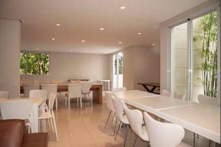 Apartamento à venda com 184m², 3 quartos e 3 vagasÁrea comum - Salão de festas