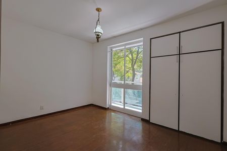 Apartamento para alugar com 250m², 5 quartos e 2 vagas Apartamento para alugar com 250m², 5 quartos e 2 vagasQuarto 3
