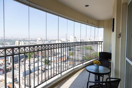 Apartamento à venda com 94m², 3 quartos e 2 vagas Apartamento à venda com 94m², 3 quartos e 2 vagasVaranda gourmet