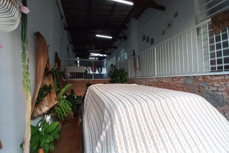 Casa à venda com 245m², 4 quartos e 4 vagasGaragem