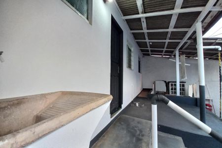 Casa à venda com 245m², 4 quartos e 4 vagasÁrea de Serviço