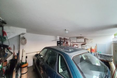 Casa à venda com 245m², 4 quartos e 4 vagasGaragem