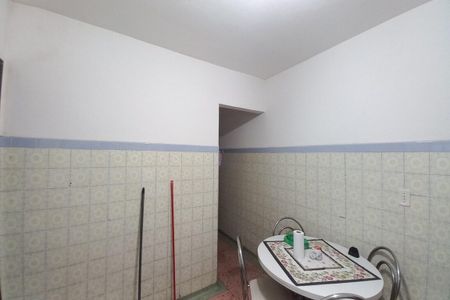 Casa à venda com 245m², 4 quartos e 4 vagasCozinha