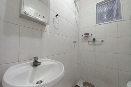 Casa à venda com 245m², 4 quartos e 4 vagasBanheiro