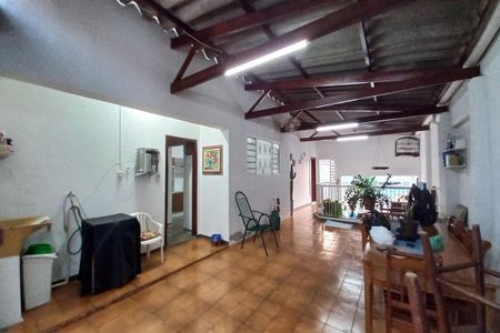 Casa à venda com 245m², 4 quartos e 4 vagasÁrea comum