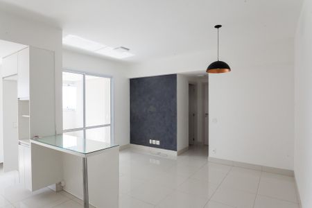 sala de apartamento para alugar com 2 quartos, 74m² em Caiçaras, Belo Horizonte