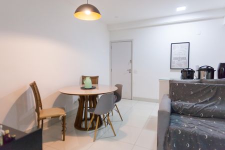 Apartamento para alugar com 74m², 2 quartos e 2 vagas Apartamento para alugar com 74m², 2 quartos e 2 vagasSala